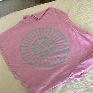 Pura Vida crop tee